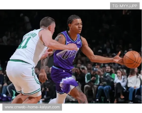 乔治领爵士大胜,球队战术调整成功