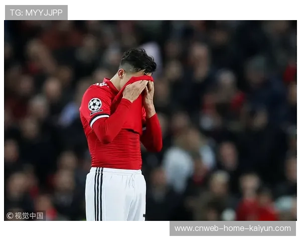 曼联全力备战欧冠四强，转会市场动态备受关注，曼联欧冠比赛时间